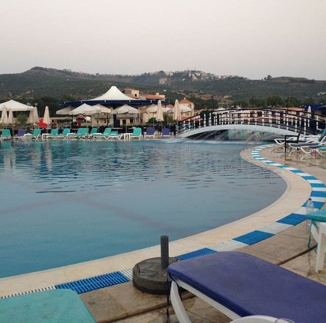 Holiday Beach Resort