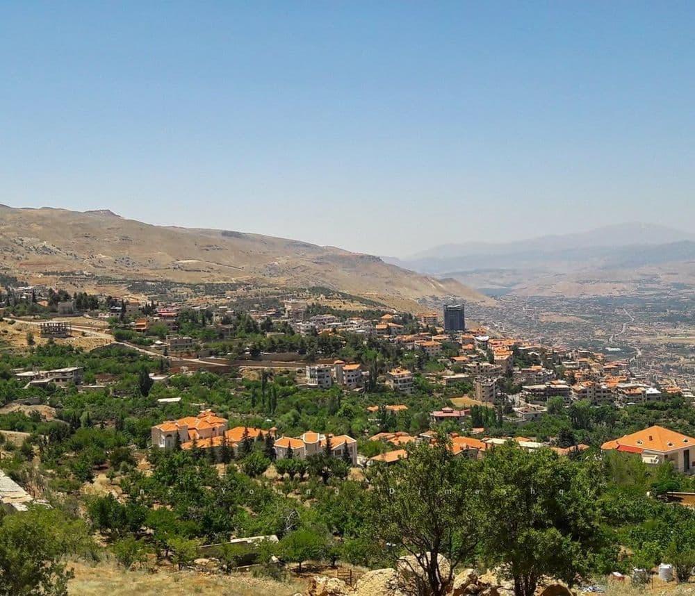 Bloudan: Scenic Views & Traditional Dining