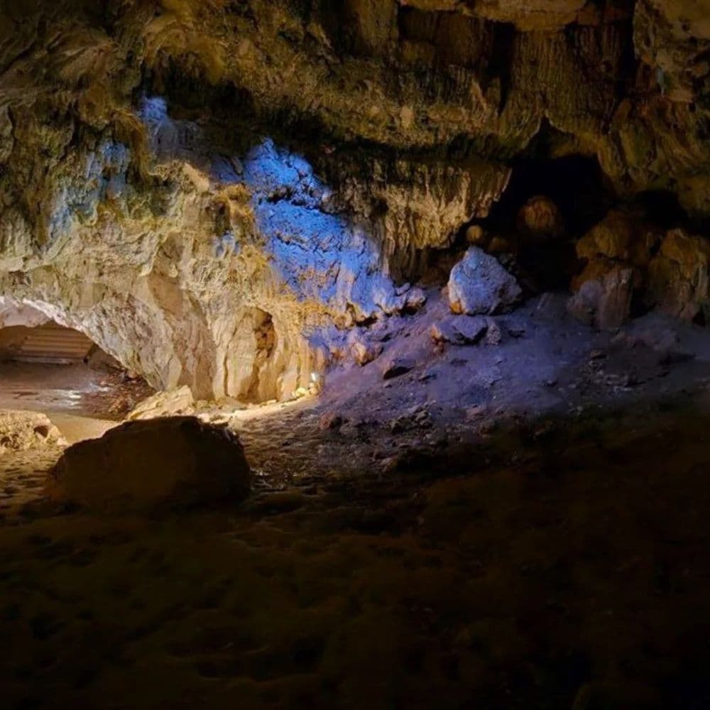 Al-Duwayat Cave